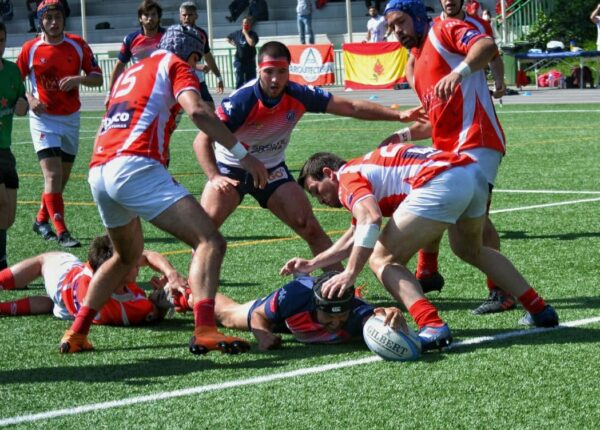 El Liceo se lleva la victoria en el último partido en el Urtubi de la temporada